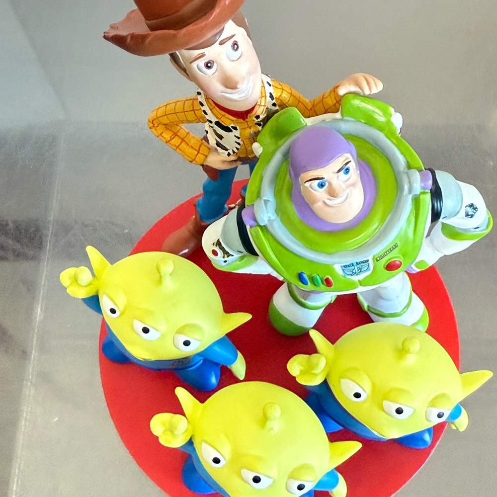 Precious Moments Disney We Look Up To You Toy Story Woody Buzz & Martians 191701 - Picture 6 of 16